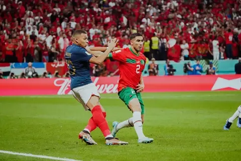 اليوم.. المغرب تصطدم بفرنسا في قمة ربع نهائي كأس العالم